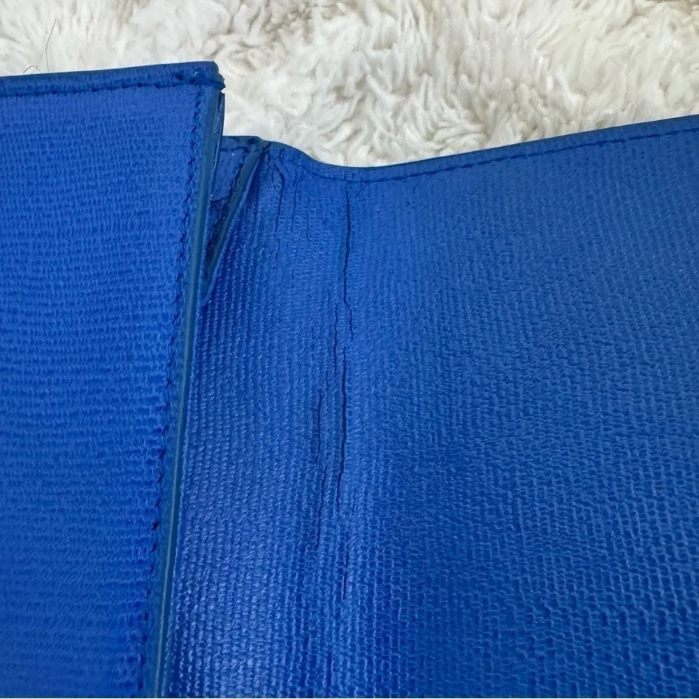 Yves Saint Laurent YSL Electric Blue Leather Y LIGNE Clutch with COA - Picture 7 of 11